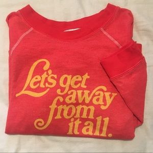 Let’s get away from it all crewneck pullover